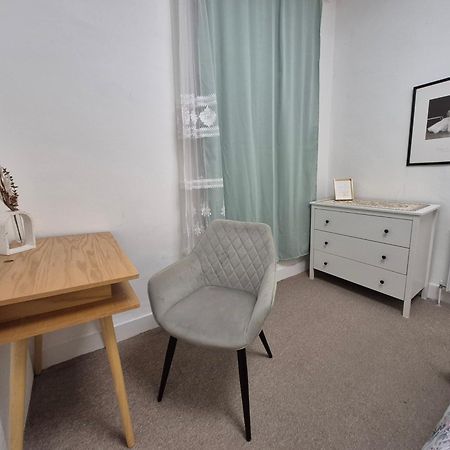 Stylish And Bright Flat In London N8 Turnpike Lane - Piccadilly Line Apartment Luaran gambar